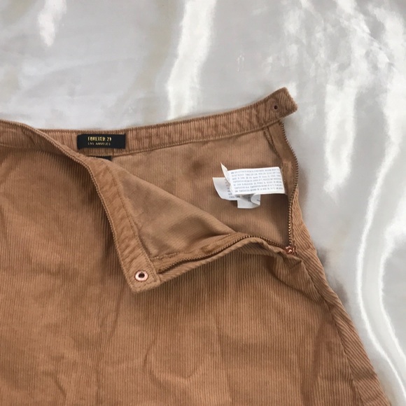 Corduroy beige skirt - Picture 3 of 5